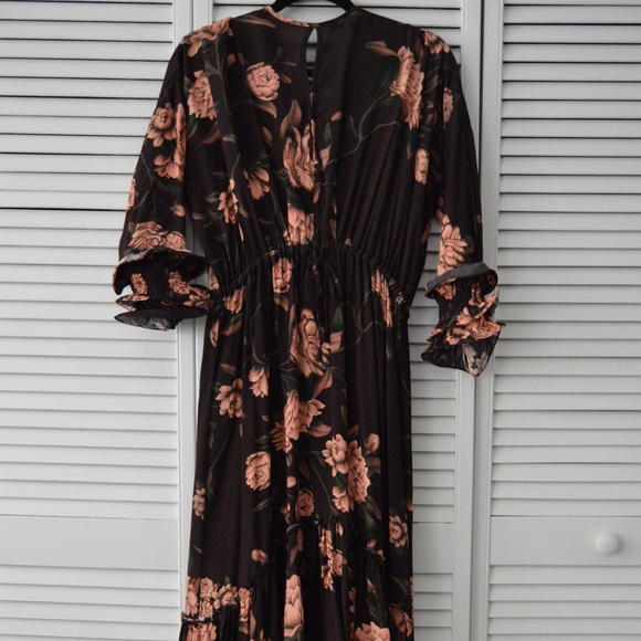 H&M Dresses & Skirts - JOHANNA ORTIZ x H&M Creped Maxi Dress